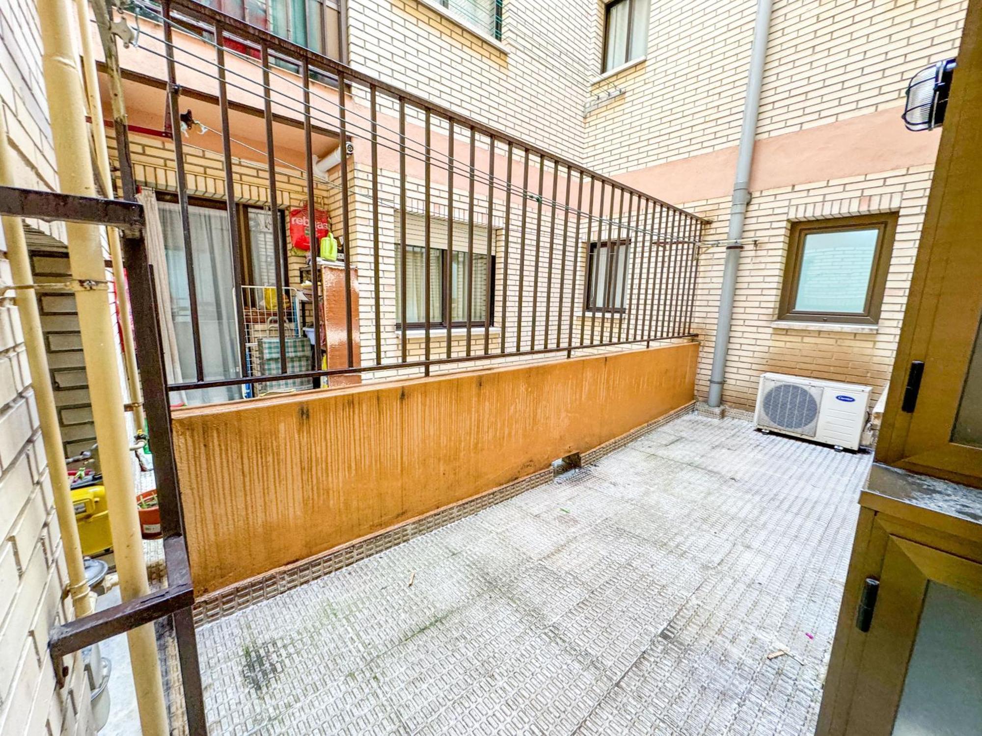 El Lago Del Pilar Comotucasa Zaragoza Eksteriør billede